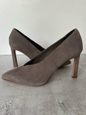 Vince Camuto Setenda Suede Point Toe Pump in Peltro 8.5